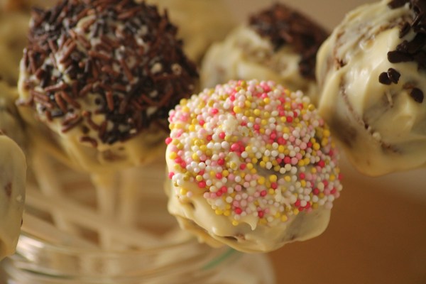 Carrot cake pops